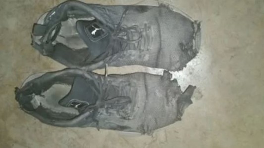 Un joven jujeño que estudia y trabaja pide que le donen un par de zapatillas para poder salir a "chambear"