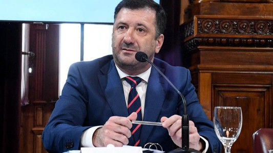 Por orden de la Justicia, allanaron el despacho de Kueider en el Senado