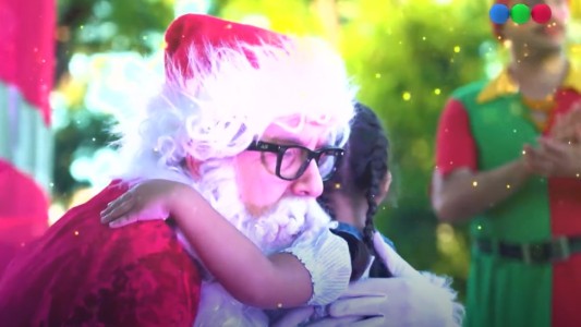 Ojos en acción: Papá Noel en el parque navideño de Palermo
