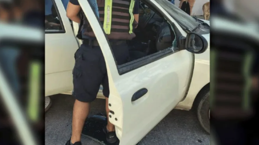 Salvaron a un bebé que quedó encerrado en un auto