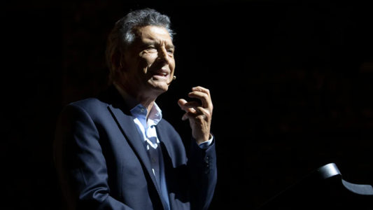 En peligro, el PRO busca sobrevivir al "pacman libertario" y medita la estrategia electoral