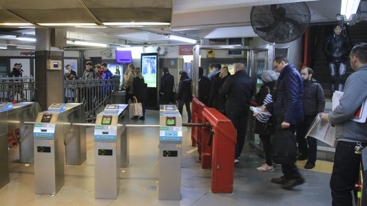 Extienden un mes más el horario de cierre en la línea B de subtes
