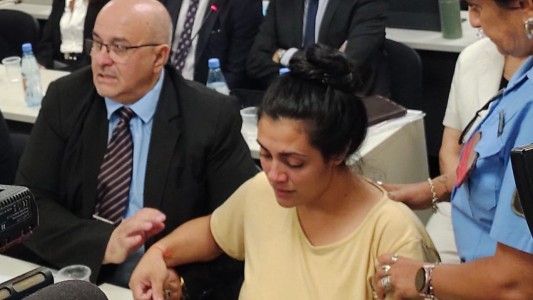 La enfermera Brenda Agüero rompió en llanto antes el juicio por la muerte de bebés en Córdoba