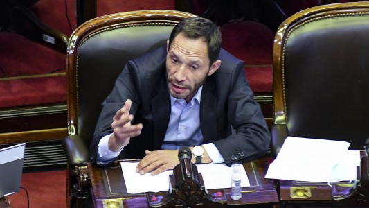 Maximiliano Ferraro denunció espionaje en su contra: "Exijo el cese inmediato de estas prácticas inaceptables"