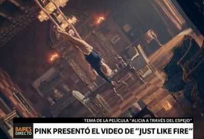 Pink presentó el video de "Just like fire"