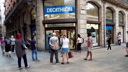 Una cadena francesa de venta de ropa deportiva abrirá 20 locales en Argentina