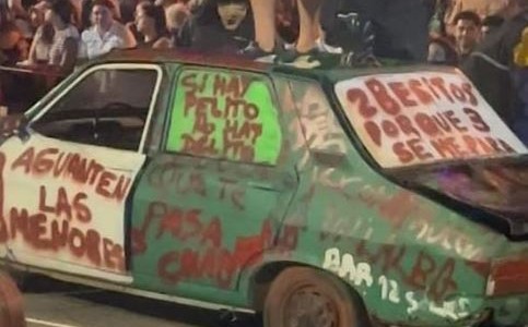 Denuncian a una carroza del carnaval en Lincoln por incitar al abuso de menores