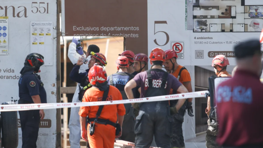 A casi un año del derrumbe fatal de Caballito, los vecinos todavía no pudieron volver a sus casas: "Nadie hace nada"