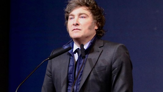 Javier Milei apuntó contra Axel Kicillof: "La provincia es un baño de sangre y aparece a hacer ruido político en una marcha"