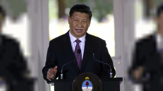 China le responde a Trump y sube aranceles a productos claves de Estados Unidos