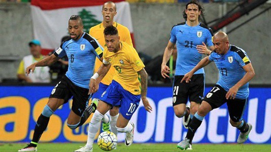 Brasil no afloja: venció a Uruguay en el Centenario por 4 a 1