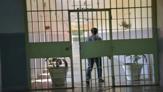 Endurecen los controles a los presos de alto riesgo: no podrán tener contacto físico con visitas