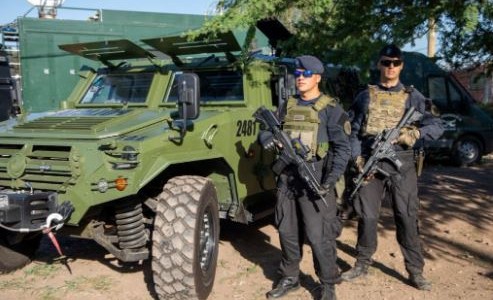 Familiares de suboficiales de Gendarmería se convocan por redes sociales a marchar para pedir mejores salarios