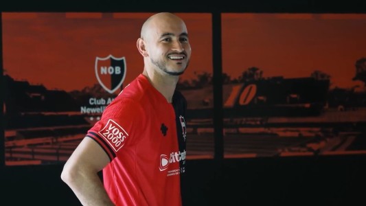 Llega "Cocoliso": Newell’s fichó al delantero paraguayo Carlos González
