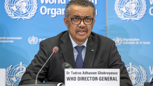 La OMS se refirió al anuncio de retiro de la Argentina: "Esperamos que lo reconsideren"