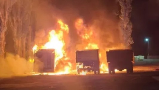 Detuvieron a activistas mapuches acusados de iniciar el incendio de una estancia en Chubut