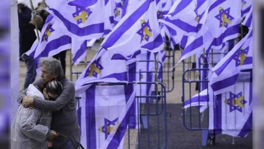 Hamás anunció la liberación de seis rehenes y pretende que Israel deje salir a más de 600 prisioneros