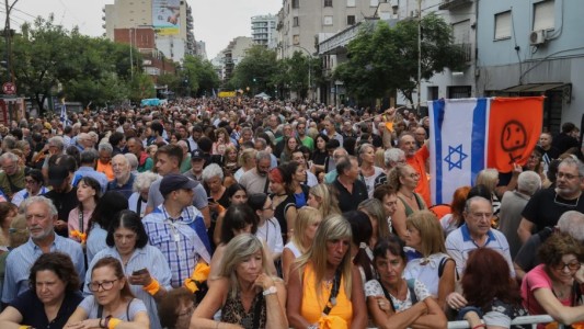 Masiva movilización en Almagro por la familia Bibas y para exigir la liberación de los rehenes de Hamas