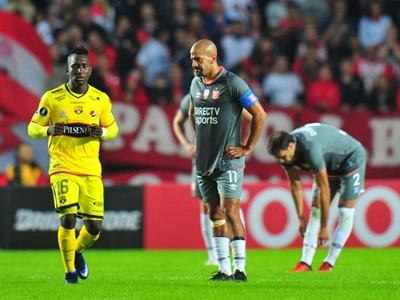 La vuelta de Verón no ayudó y Estudiantes perdió en La Plata por la LIbertadores