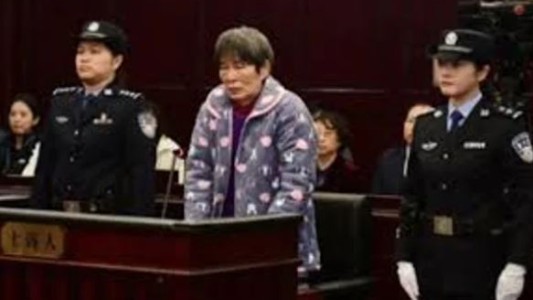 Ejecutaron a una mujer china por secuestrar y traficar a 17 niños