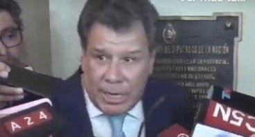 Fuerte denuncia de Facundo Manes: "Alguien cercano a Santiago Caputo me pegó dos piñas"