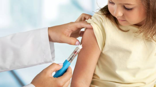 Resurgen enfermedades que estaban controladas y preocupan las tasas de vacunación