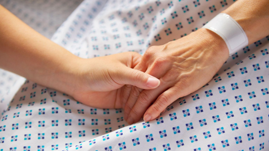 Un hombre intenta frenar la eutanasia autorizada a su hija parapléjica