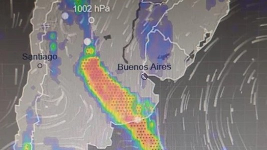 Mar del Plata en alerta por el temporal: suspenden las clases y recomiendan evitar salir por la tarde