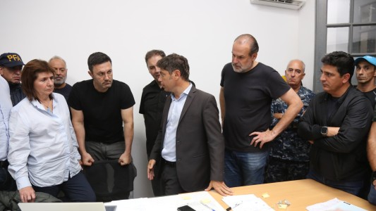 Temporal en Bahía Blanca: Kicillof, Bullrich y Petri se muestran trabajando juntos en la ciudad