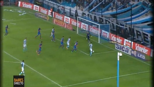 Racing goleó y sigue en la pelea