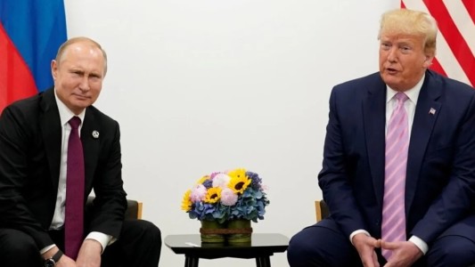 Trump dijo que sostuvo discusiones "muy buenas y productivas" con Putin