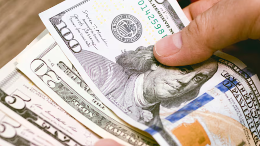 El dólar blue marca su mayor suba del año