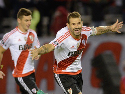 A River le alcanzó con el empate para pasar de ronda en la Libertadores