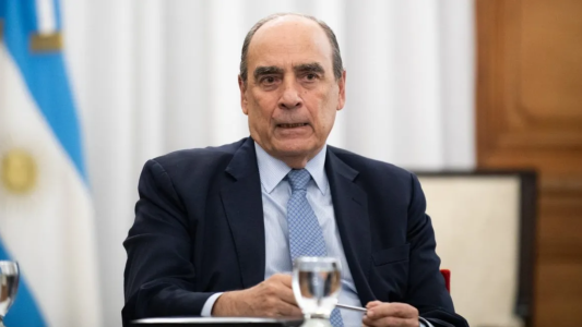 Francos adelantó que García-Mansilla seguirá en la Corte aún si el Senado lo rechaza