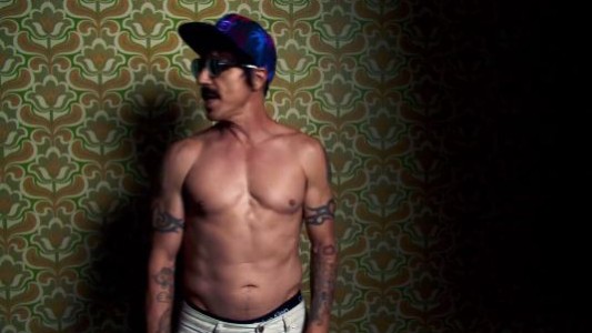 “Dark Necessities”, el nuevo video de Red Hot Chili Peppers