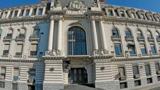 Los trabajadores de la Aduana paran 48 horas esta semana por reclamos salariales