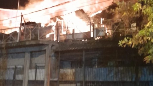 Tragedia en San Fernando: tres niños murieron en un feroz incendio