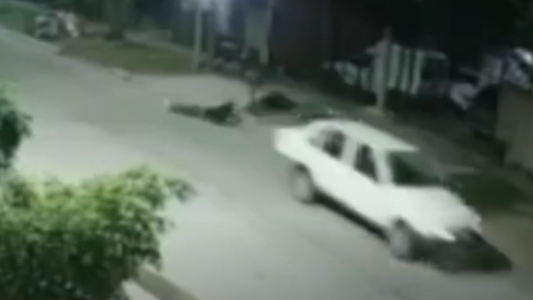 Iba a trabajar y lo atropellaron para robarle