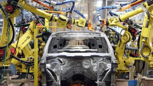 La primera automotriz que aumentó los precios tras la liberación del dólar