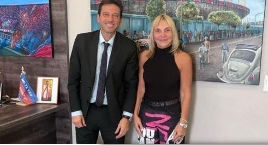 La mujer que le dio los 25 mil dólares a Moretti aseguró que “fue una donación”