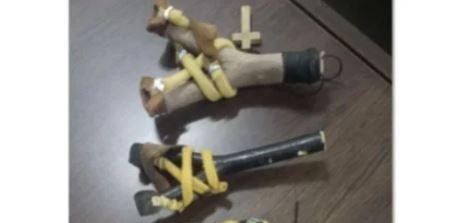 Un adolescente perdió un ojo tras ser atacado con una gomera por dos menores