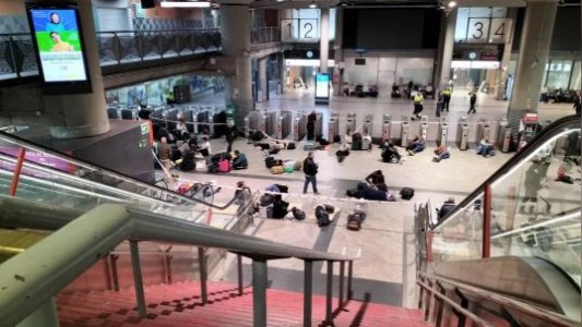 La electricidad volvió en España y Portugal tras varias horas de un histórico apagón masivo: posibles causas