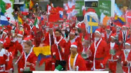 Multitudinaria maratón navideña