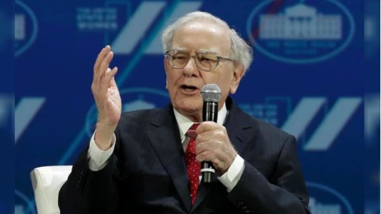La cruda frase de despedida de Warren Buffett para Donald Trump: “7.500 millones de personas no te aprecian"