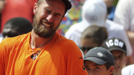 Roland Garros: Steve Johnson perdió a su padre hace 20 días y rompió en llanto tras ganarle a Borna Coric