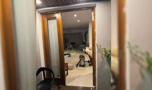 City Bell: una familia volvió de un viaje y delincuentes le habían robado hasta la carne del freezer