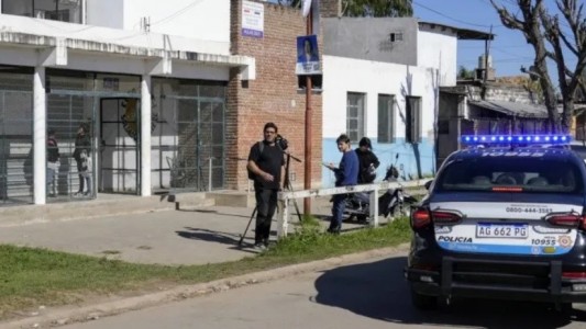 Pánico en Rosario: un alumno fue armado al colegio, amenazó a sus compañeros y huyó a los tiros