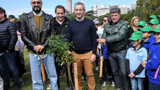Abel Pintos plantará 50 árboles en Rosario