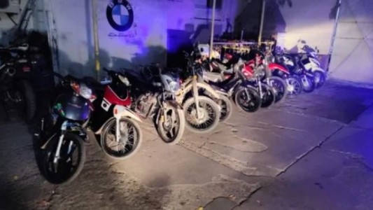 Acusan al músico “Tirri La Roca” de organizar una peligrosa caravana: 48 detenidos y 34 motos secuestradas