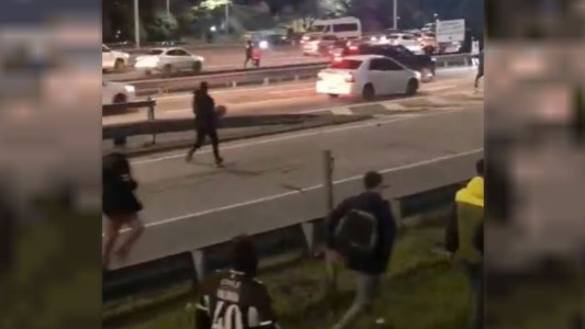 Incidentes en la General Paz entre hinchas de Platense y River